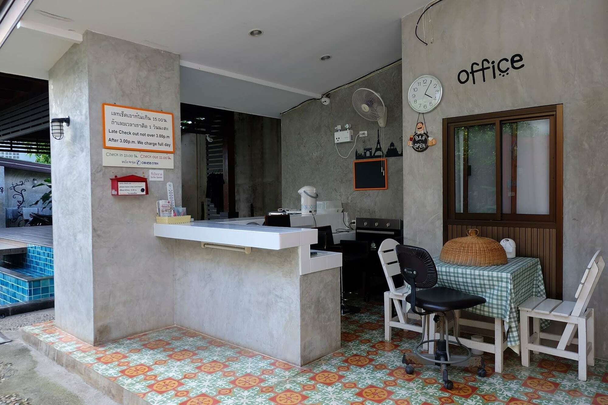 Baan Ma Feung Guesthouse Kanchanaburi Exterior photo